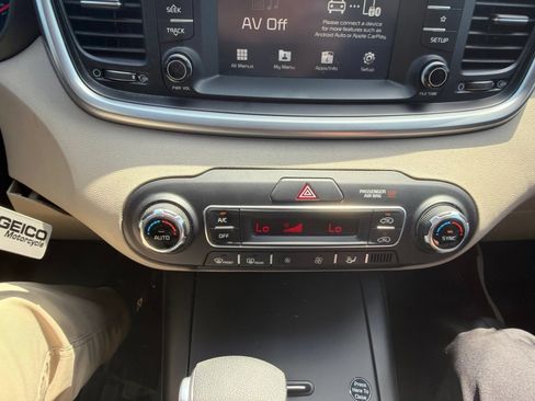 Used 2019 Kia Sorento AWD V6 image 21