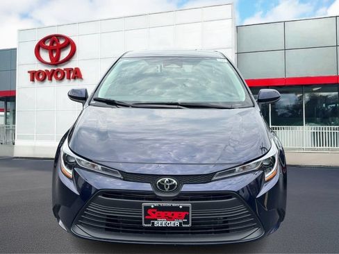 Used 2026 Toyota Corolla LE FWD image 13