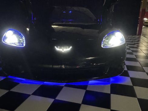 Used 2013 Chevrolet Corvette Convertible image 69