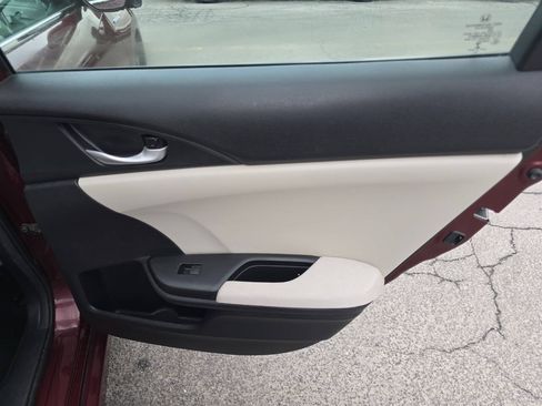Used 2019 Honda Insight EX image 25