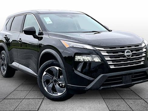 Used 2024 Nissan Rogue SV FWD image 2
