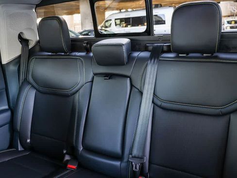 New 2026 Ford Maverick Lobo AWD/4WD image 17