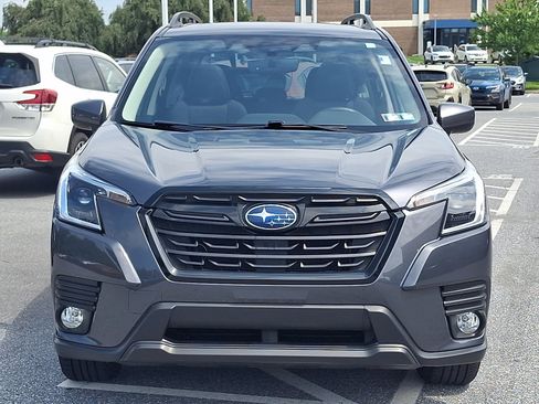 Certified 2023 Subaru Forester Premium AWD/4WD image 2