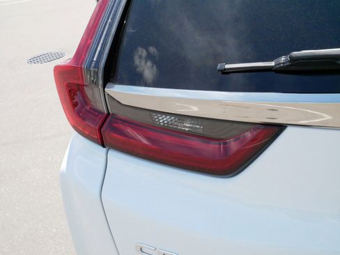 Certified 2021 Honda CR-V EX image 17