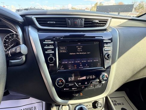 Used 2023 Nissan Murano SV w/ SV Midnight Edition Package image 17