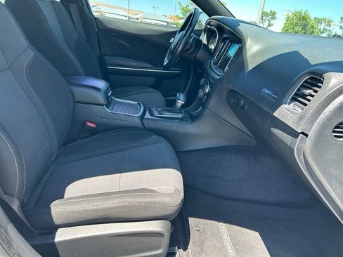 Used 2016 Dodge Charger R/T RWD image 31