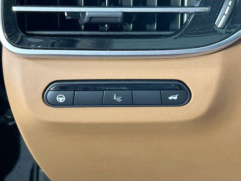 Used 2023 INFINITI QX60 Sensory w/ Vision Package image 10