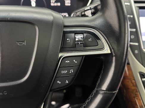 Used 2020 Lincoln Nautilus Reserve w/ Equipment Group 201A image 23