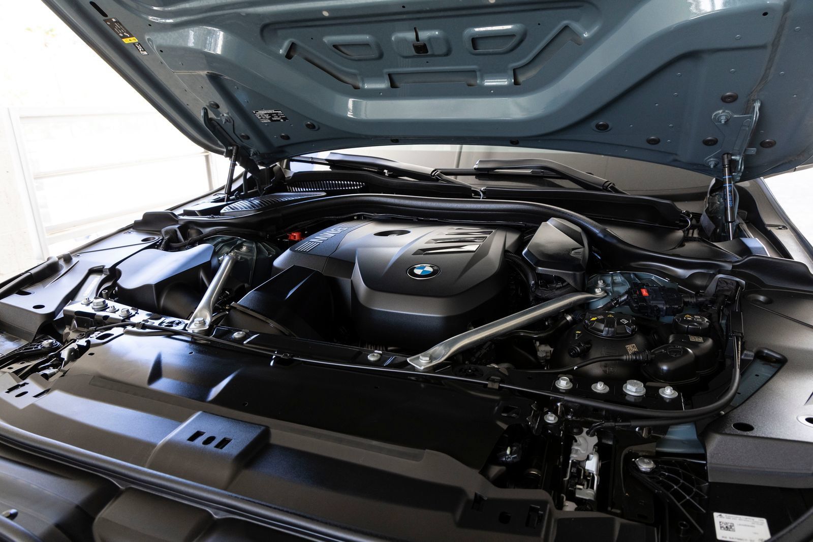 Certified 2024 BMW 530i w/ Convenience Package RWD image 33