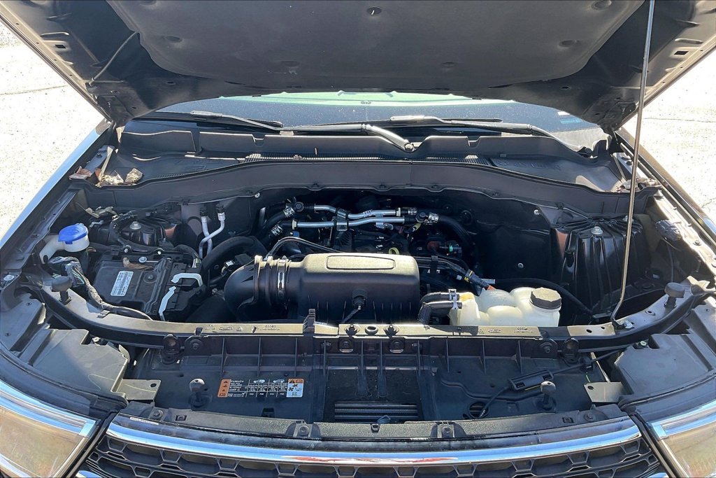 Used 2023 Ford Explorer XLT RWD image 28