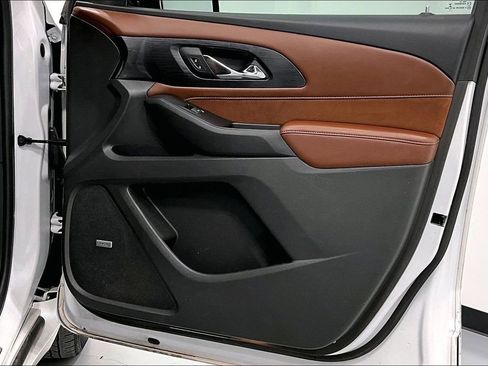 Used 2018 Chevrolet Traverse High Country image 23