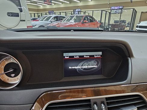 Used 2014 Mercedes-Benz C 250 Sedan w/ Premium 1 Package image 31