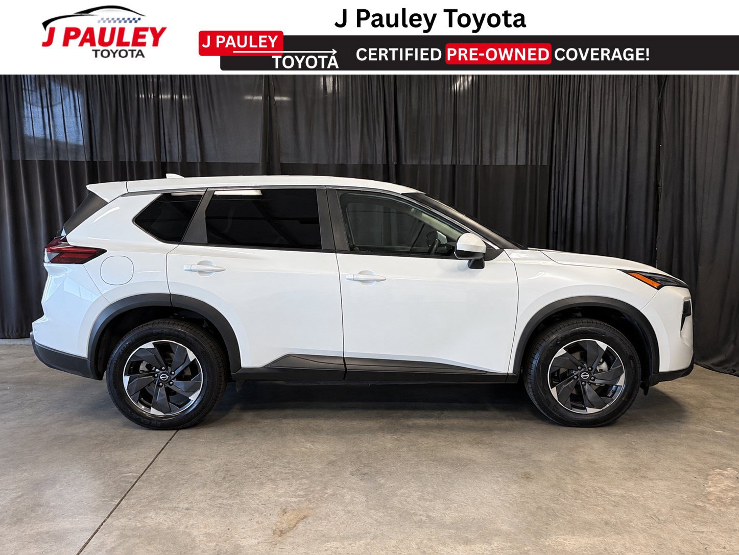 Used 2024 Nissan Rogue SV AWD/4WD image 4