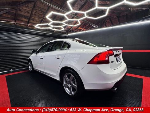 Used 2012 Volvo S60 T5 w/ Climate Pkg FWD image 4