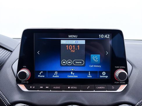 Used 2025 Nissan Sentra SV image 18