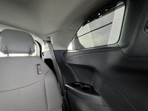 Used 2026 Toyota Sienna XLE FWD image 64