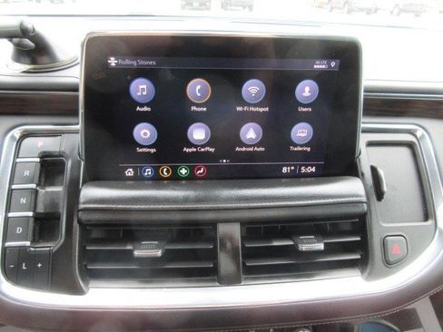 Used 2021 Chevrolet Tahoe Z71 w/ Z71 Signature Package AWD/4WD image 19