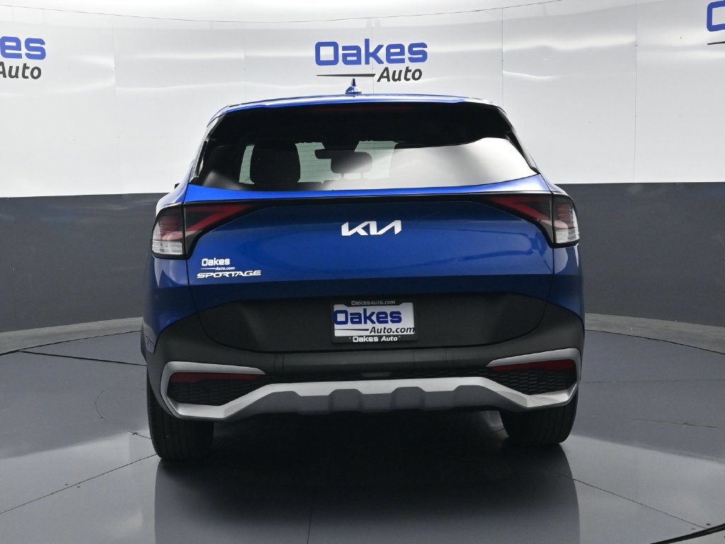 Certified 2024 Kia Sportage EX FWD image 6