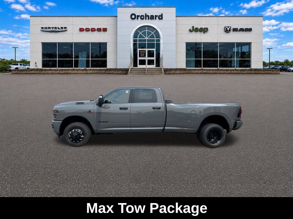 New 2026 RAM 3500 Big Horn AWD/4WD image 7
