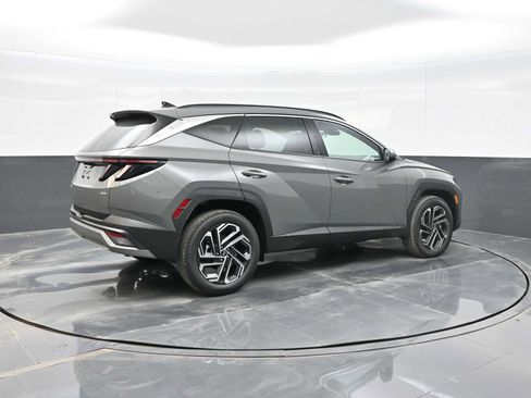 New 2026 Hyundai Tucson Limited image 8