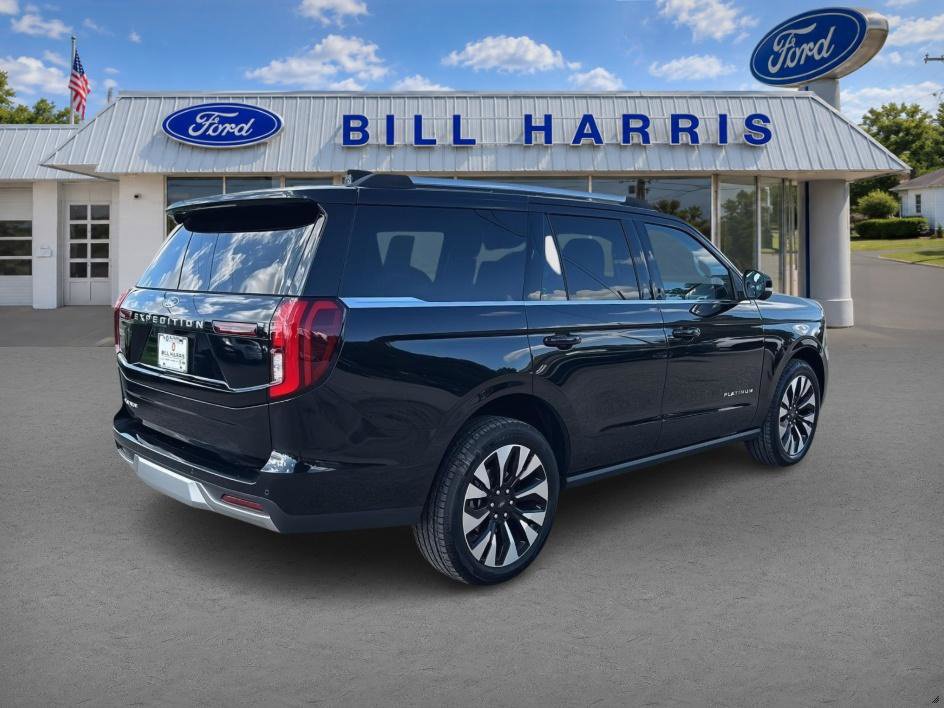 Used 2026 Ford Expedition Platinum w/ Driver's Package AWD/4WD image 7