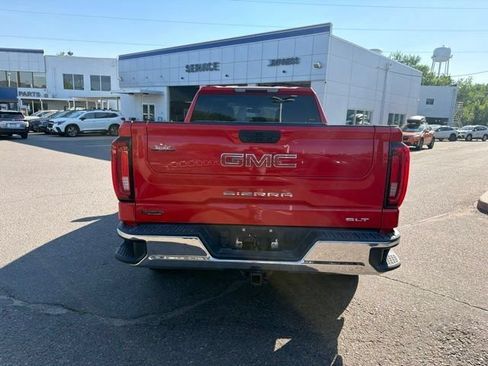 Used 2021 GMC Sierra 1500 SLT AWD/4WD image 4