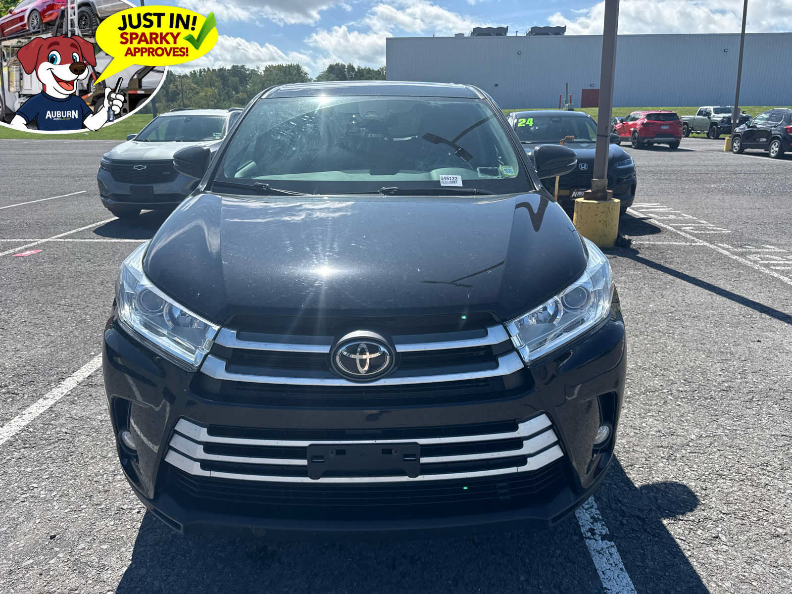 Used 2019 Toyota Highlander Plus AWD/4WD image 6
