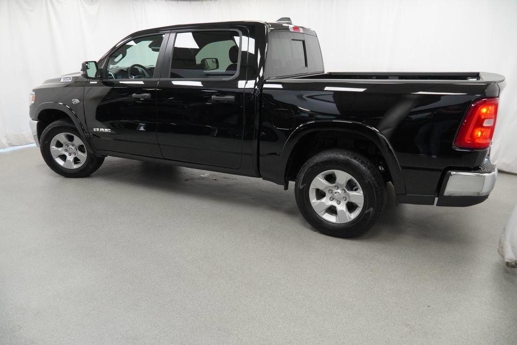 New 2026 RAM 1500 Big Horn AWD/4WD image 14