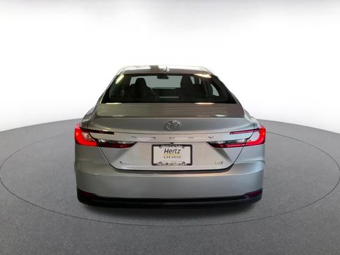 Used 2025 Toyota Camry LE image 15