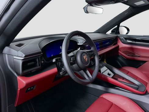 New 2026 Porsche Macan Electric image 4