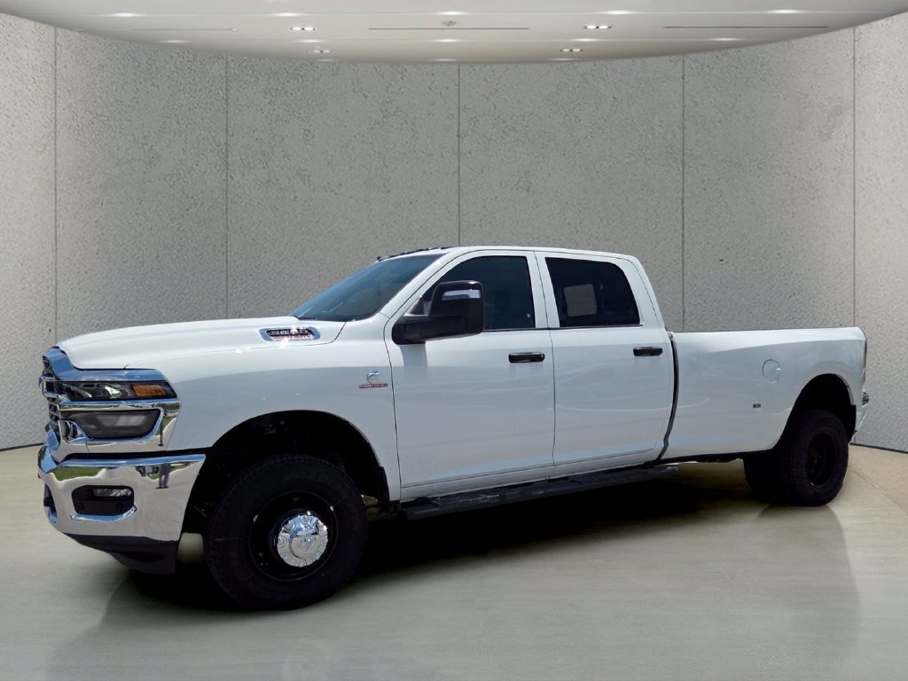 New 2026 RAM 3500 Tradesman AWD/4WD image 10