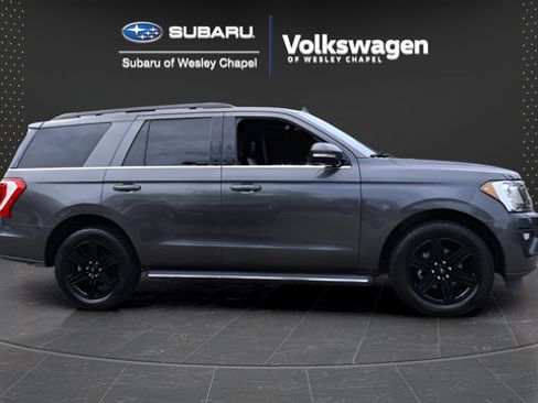 Used 2020 Ford Expedition XLT w/ Equipment Group 202A RWD image 8
