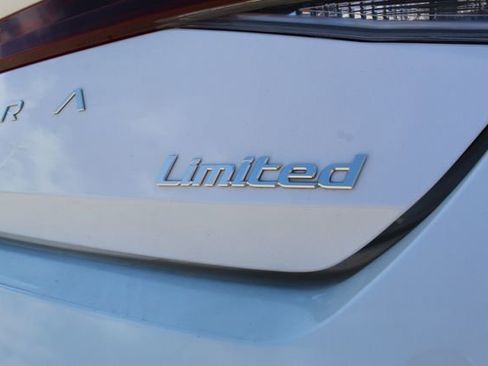 New 2026 Hyundai Elantra Limited FWD image 4