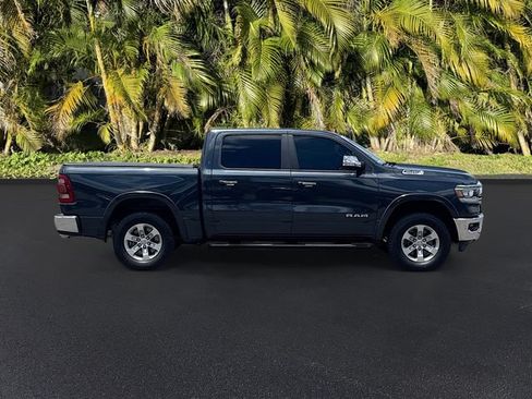 Used 2019 RAM 1500 Laramie AWD/4WD image 4