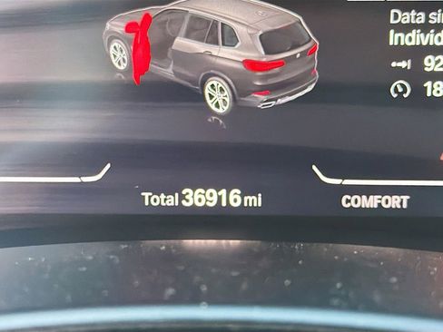 Used 2022 BMW X5 sDrive40i image 39