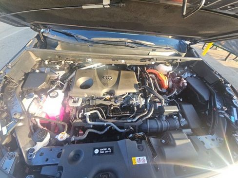 Used 2024 Toyota RAV4 LE image 23