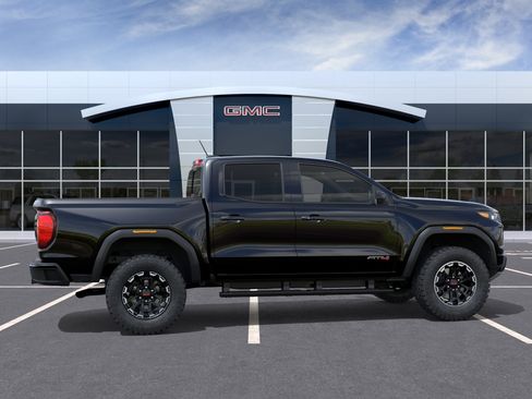 New 2026 GMC Canyon AT4 AWD/4WD image 29