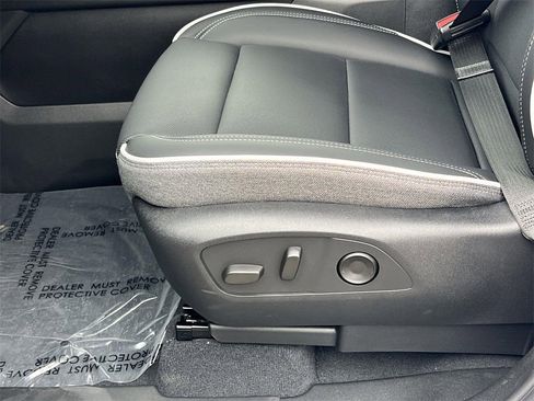 New 2026 GMC Sierra EV Elevation image 22