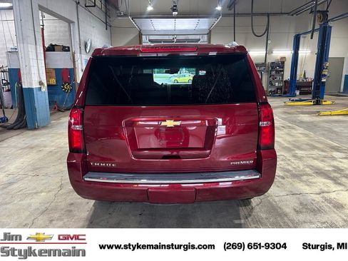 Used 2019 Chevrolet Tahoe Premier AWD/4WD image 12