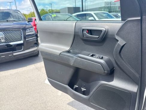 Used 2022 Toyota Tacoma SR w/ SX Package RWD image 12