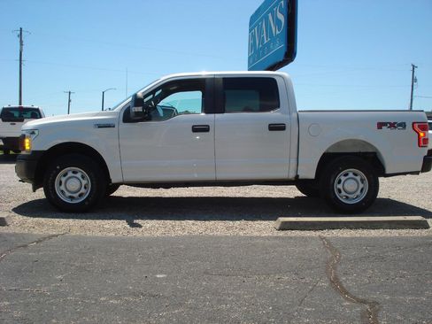 Used 2018 Ford F150 XL w/ Equipment Group 101A Mid AWD/4WD image 5