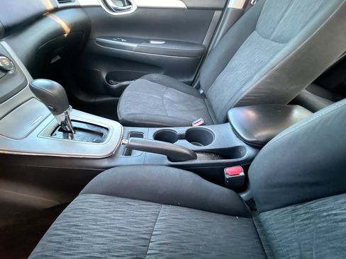 Used 2014 Nissan Sentra SV FWD image 18