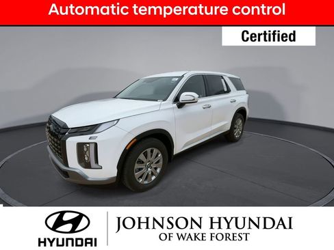 Used 2025 Hyundai Palisade SE image 4