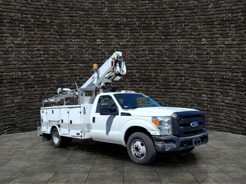 Used 2012 Ford F350 XL image 1
