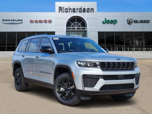 New 2026 Jeep Grand Cherokee L 2WD image 1
