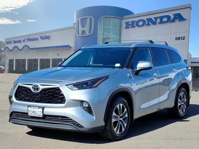 Used 2023 Toyota Highlander XLE