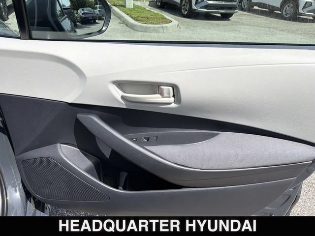 Used 2024 Toyota Corolla LE FWD image 12