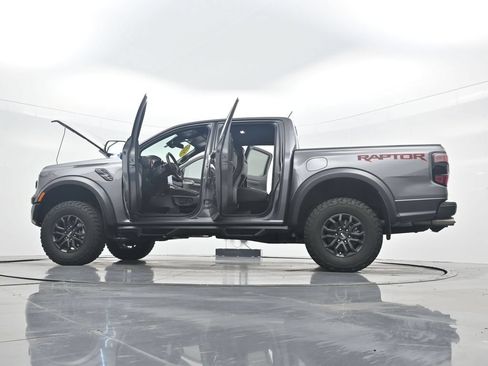 Used 2025 Ford Ranger Raptor AWD/4WD image 42