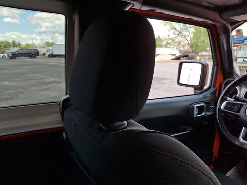 Used 2019 Jeep Wrangler Rubicon AWD/4WD image 13