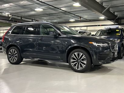 Used 2021 Volvo XC90 T5 Momentum